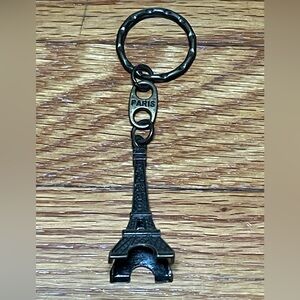 Paris Eiffel Tower Keychain in Antique Bronze